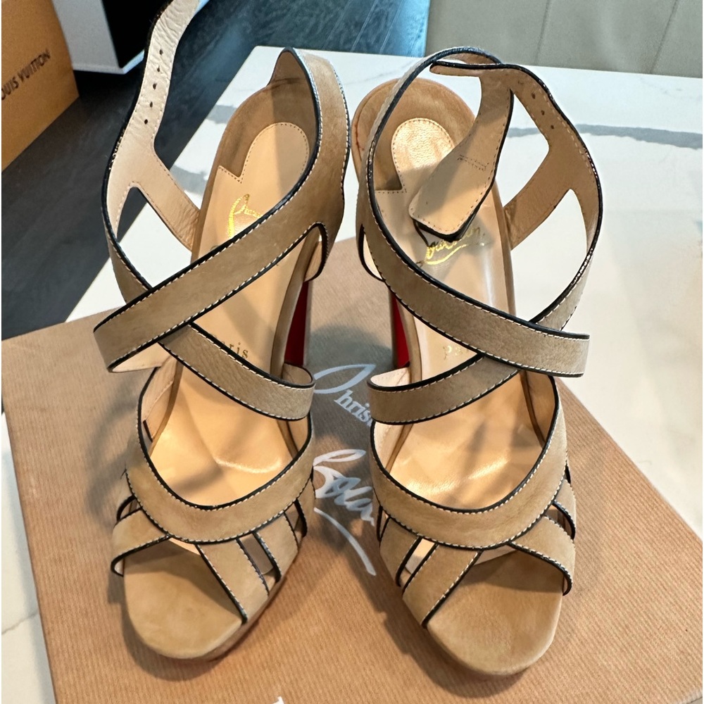 COPY - Brand new!Super Sexy Christian Louboutin Trescity Stitched Beige Strappy…